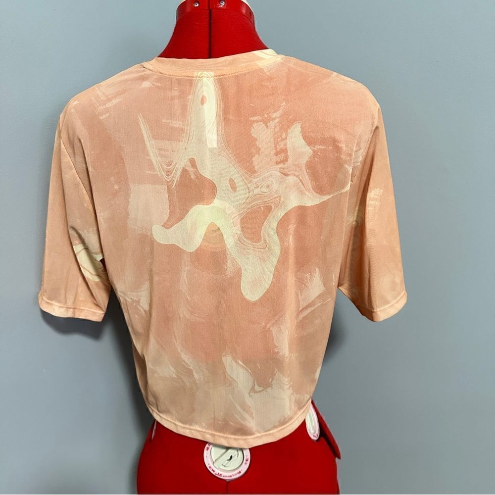 Two Fabletics workout tops. Size small. - Picture 6 of 8